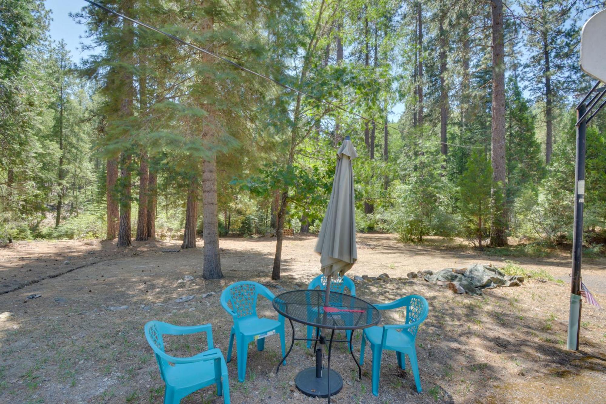 Riverfront Home Near Yosemite National Park! Groveland Exterior photo